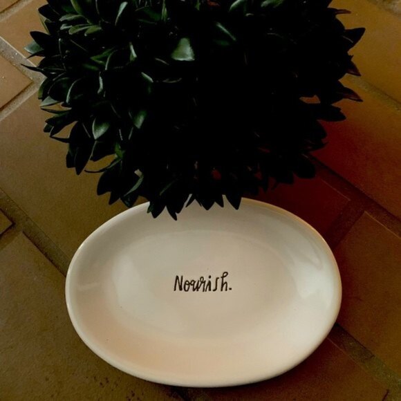 Rae Dunn Script Font Nourish Oval Plate - Picture 1 of 3